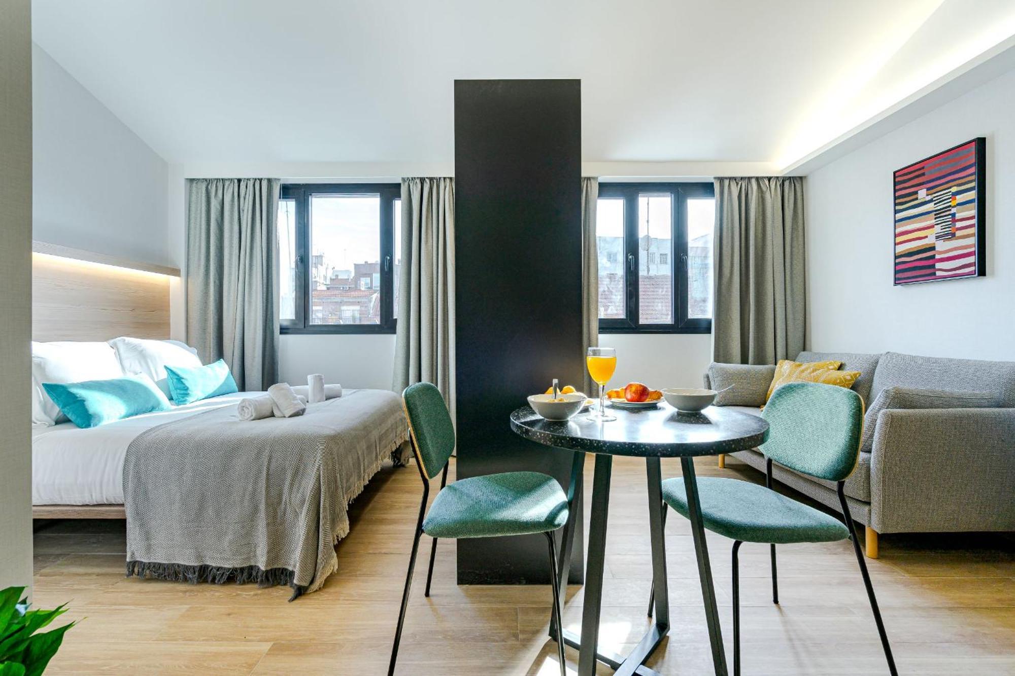 Feelathome Ventas Suites Madrid Luaran gambar